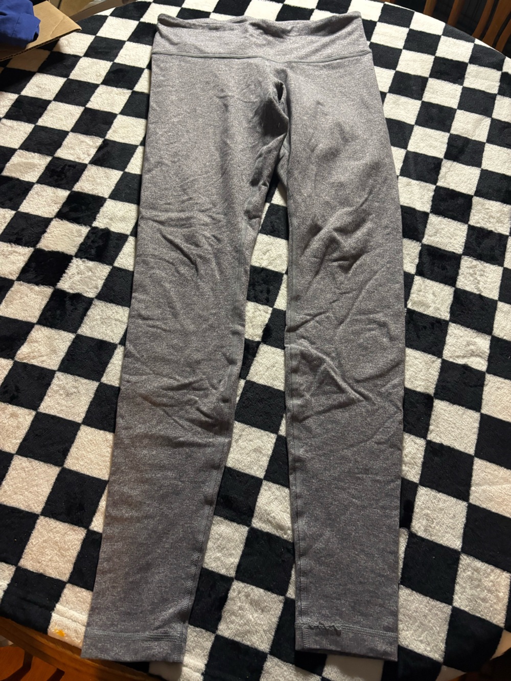 Women’s size 6 grey lululemon leggings